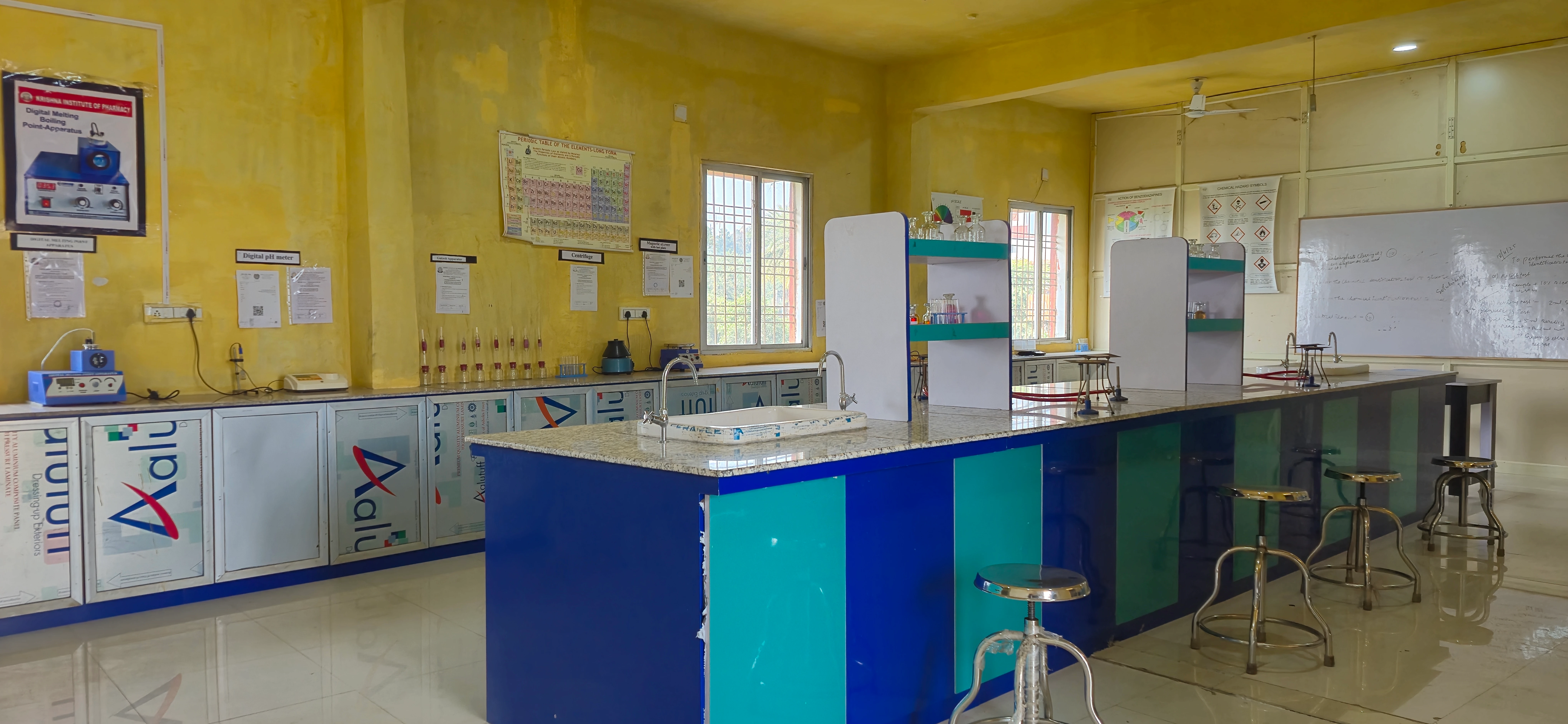 Pharmaceutical Analysis laboratory facility 5